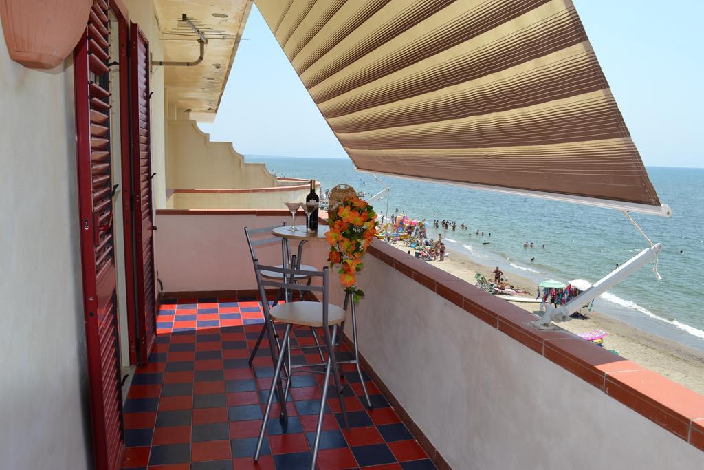 Dei Navigatori On The Sea Holiday home *