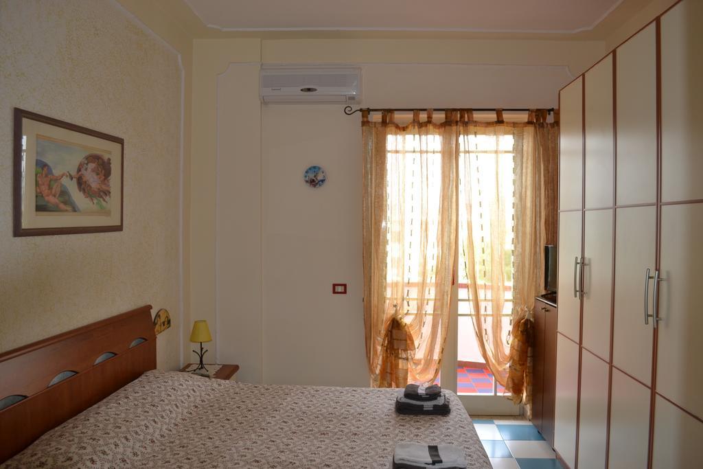 Ferienhaus Dei Navigatori Pontecagnano Faiano